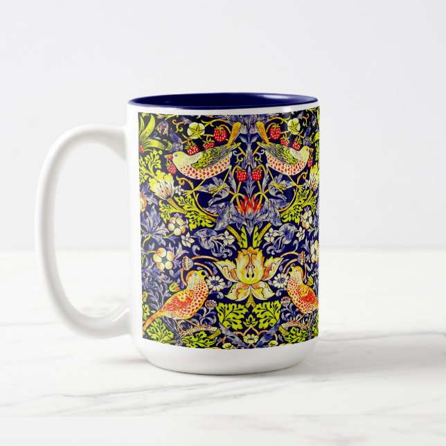 Caneca De Café Em Dois Tons Strawberry Thef Birds William Morris (Esquerda)