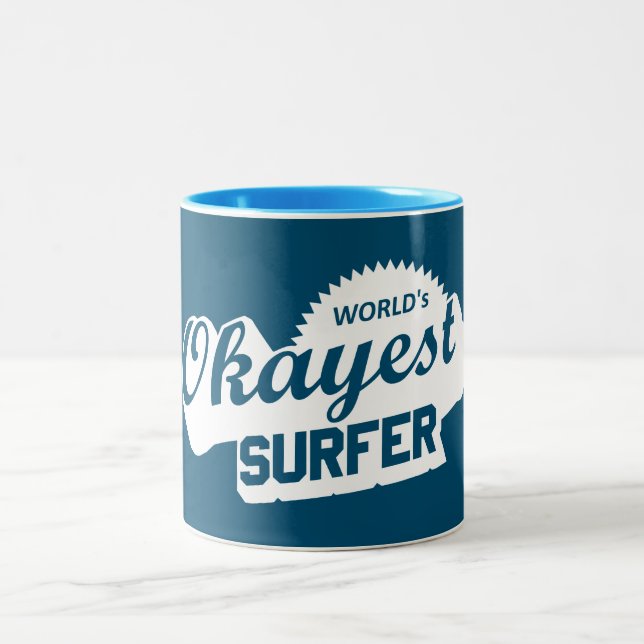 Caneca De Café Em Dois Tons Surfer Mundial Okayest (Centro)