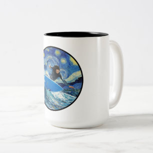 Caneca De Café Em Dois Tons Surfista da Noite Estrelada