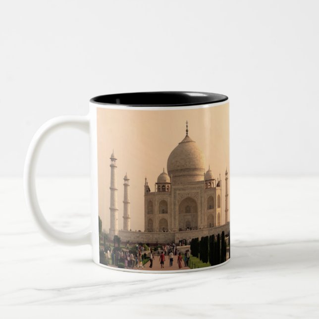 Caneca De Café Em Dois Tons Taj Mahal com pessoas (Esquerda)