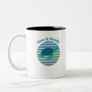 Caneca De Café Em Dois Tons Tartaruga lenta e constante