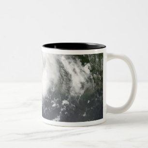 Caneca De Café Em Dois Tons Tempestade tropical Edouard 2