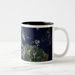 Caneca De Café Em Dois Tons Terra cheio mostrando a América do Norte e do Sul