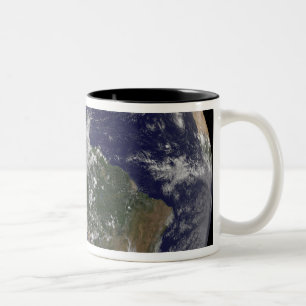 Caneca De Café Em Dois Tons Terra cheio mostrando a América do Norte e o Sul d