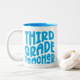 Caneca De Café Em Dois Tons Third Grade Teacher Light Blue Typography Design