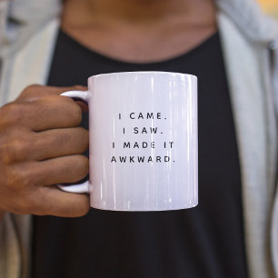 Caneca De Café Em Dois Tons Tipografia Divertida Incrível e na Moda Colega de