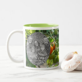 Caneca De Café Em Dois Tons Tomates de cereja de jardim adicione sua foto