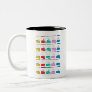 Caneca De Café Em Dois Tons Toques de Anel Aquosos Coloridos