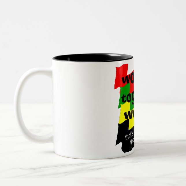 Caneca De Café Em Dois Tons Trabalhando juntos funciona (Esquerda)