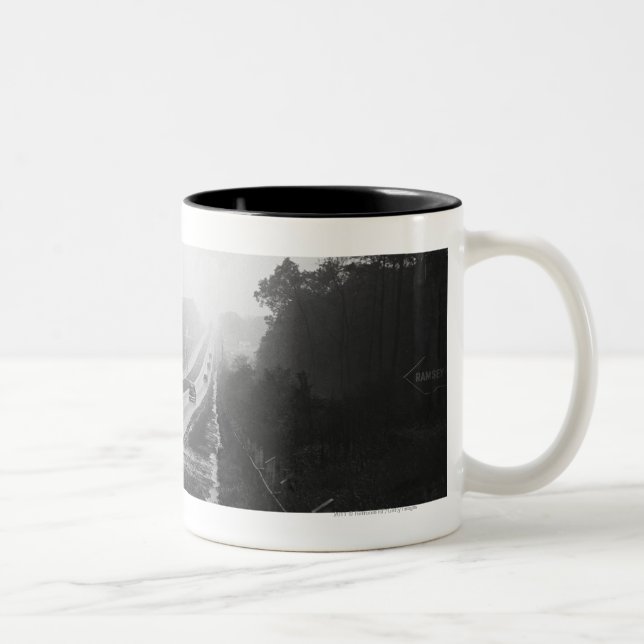 Caneca De Café Em Dois Tons Tráfego na estrada (Direita)
