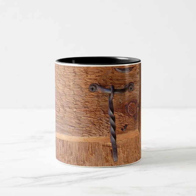 Caneca De Café Em Dois Tons Trava Rústica Da Porta De Ferro (Centro)