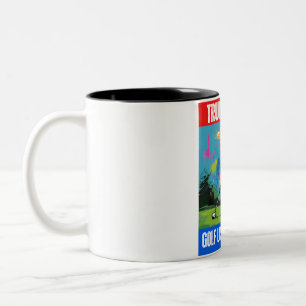CANECA DE CAFÉ EM DOIS TONS TRUMP 2024 GOLFE ERA DIVERTIDO