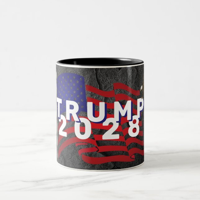 Caneca De Café Em Dois Tons Trump 2028 Flag e Bald Eagle (Centro)