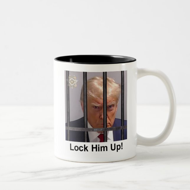 Caneca De Café Em Dois Tons Trump Mug "Tranque-O!" (Direita)