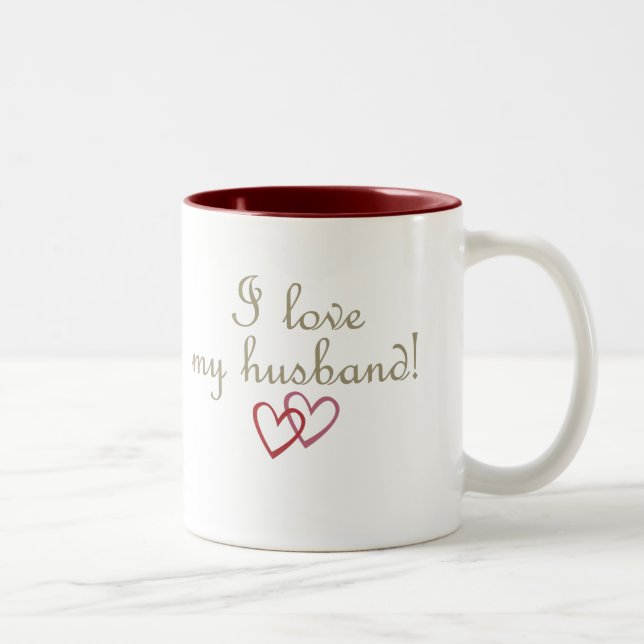 Caneca De Café Em Dois Tons Um copo de café morno (Direita)