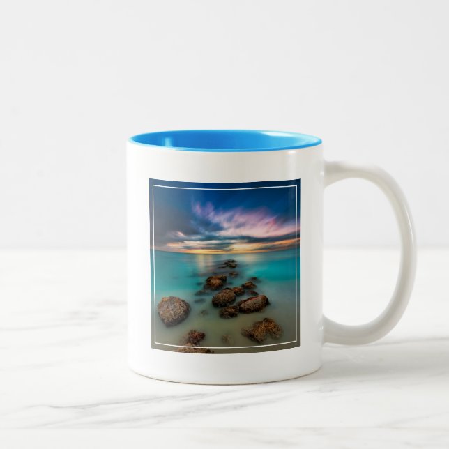 Caneca De Café Em Dois Tons Um por do sol bonito sobre turcos & Caicos da baía (Direita)