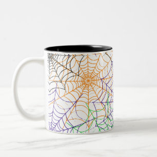 Caneca De Café Em Dois Tons Um simples padrão na Web da aranha de Halloween