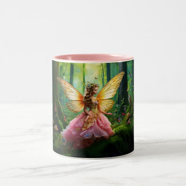 Caneca De Café Em Dois Tons Uma floresta de fadas mágicas (Centro)