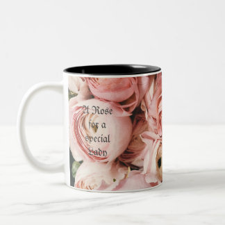 Caneca De Café Em Dois Tons Uma rosa para uma senhora especial