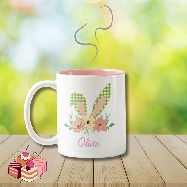 Caneca De Café Em Dois Tons Ursos de coelho da Páscoa com nome personalizado (Criador carregado)