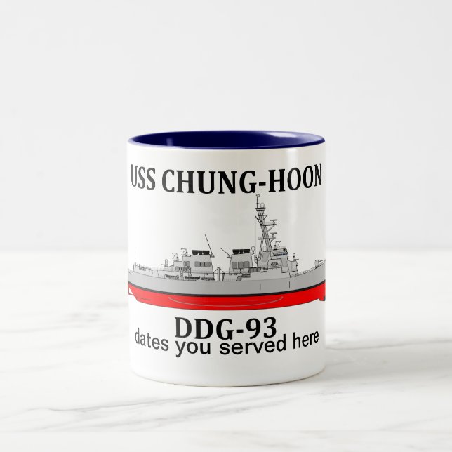 Caneca De Café Em Dois Tons USS Chung-Hoon, DDG-93, datas personalizáveis serv (Centro)