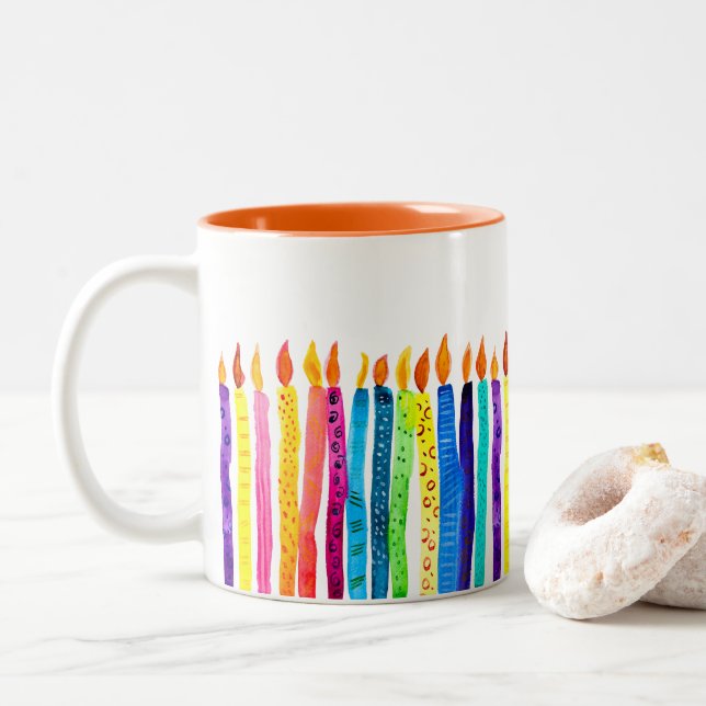 Caneca De Café Em Dois Tons Velas de aniversário de aquarela (Com Donut)