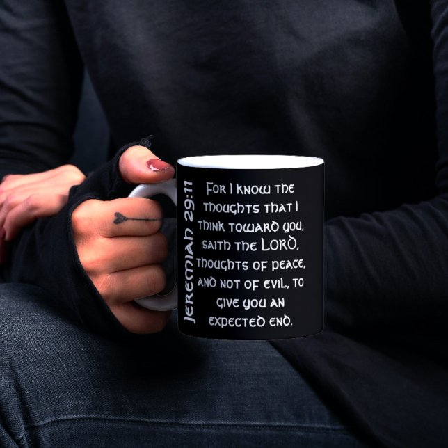 Caneca De Café Em Dois Tons Verso de Bíblia preto moderno Jeremiah 29:11 (Criador carregado)