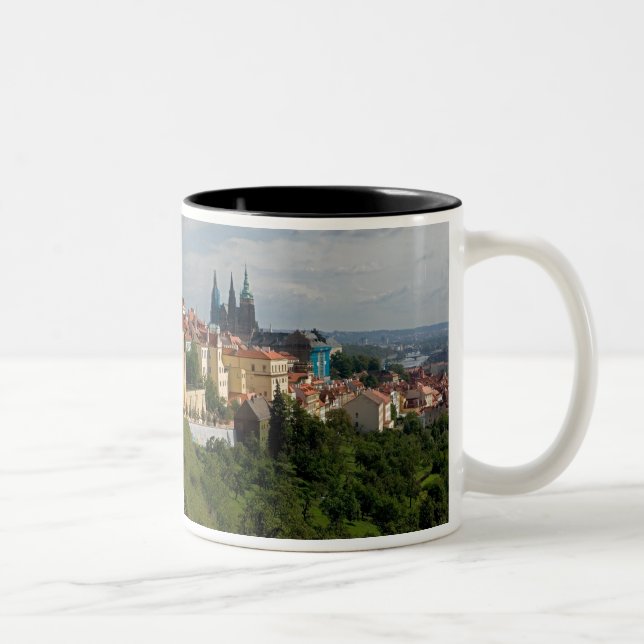 Caneca De Café Em Dois Tons Vista da Catedral do Santo Vitus, Praga, República (Direita)
