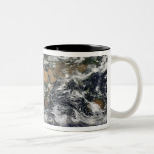 Caneca De Café Em Dois Tons Vista detalhada por satélite da Terra