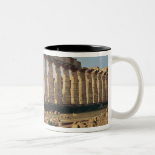 Caneca De Café Em Dois Tons Vista do templo E, c.490-480 BC