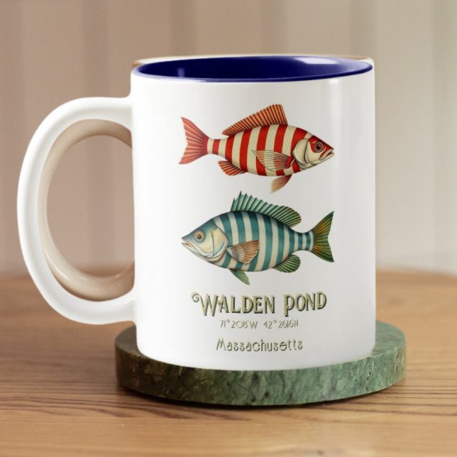 Caneca De Café Em Dois Tons Walden Pond Massachusetts Fish Mug (Criador carregado)