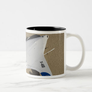 Caneca De Café Em Dois Tons X-48B Corpo da asa mista veículo aéreo não tripula