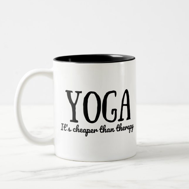 Caneca De Café Em Dois Tons Yoga It's Cheaper Than Therapy (Esquerda)