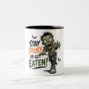 Caneca De Café Em Dois Tons Zumbi de Halloween Assustador ou Será Comido