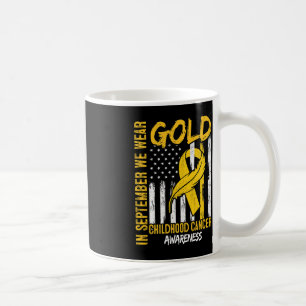 Caneca De Café Em setembro, Vestimos a bandeira Dourada Fita Fita