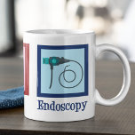 Caneca De Café Endoscopia de Paz e Amor<br><div class="desc">Endoscopia do Amor pela Paz. Um presente bonito com um sinal de paz, coração e endoscópio usado em procedimentos médicos para o alcance de um paciente.</div>