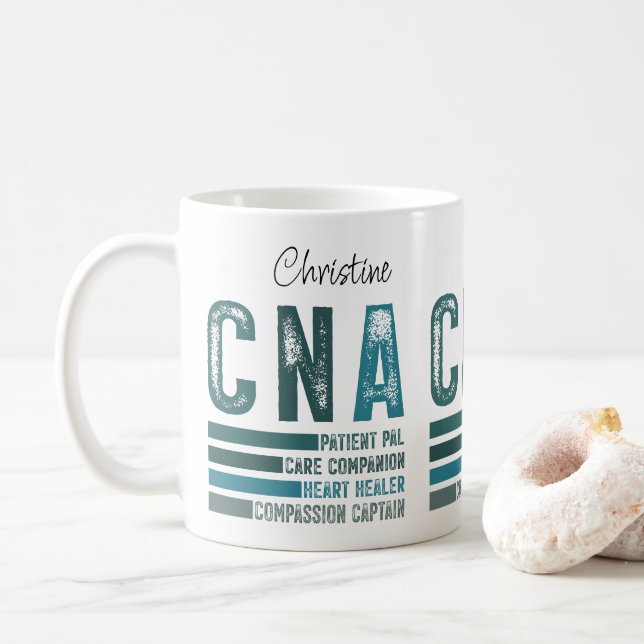 Caneca De Café Enfermagem CNA Retroativa Personalizada (Com Donut)