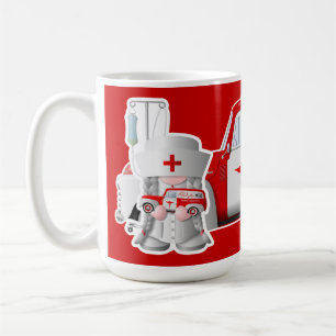Caneca De Café Enfermeira Gnomo com pequena enfermeira vermelha