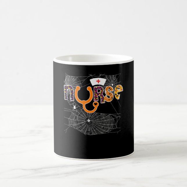 Caneca De Café Enfermeira Halloween Com Aranha Pumpkin Boo (Centro)