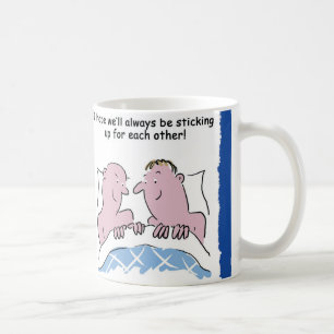Caneca De Café Engraçado Cartoon dos Gay na cama
