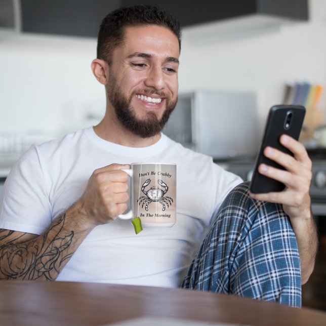 Caneca De Café Engraçado de praia do caranguejo engraçado persona (Criador carregado)