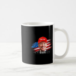 Caneca De Café Engraçado Joe Biden Vestindo o chapéu