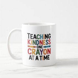 Caneca De Café Ensinando Gentileza Um Lápis de Cor de Cada Vez