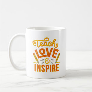 Caneca De Café Ensinar Amor Inspira Arte Típica de Lápis