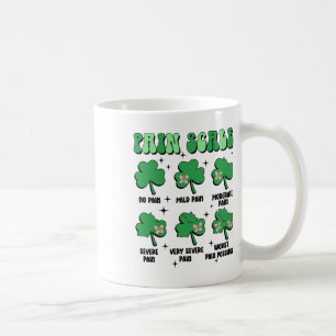 Caneca De Café Escala de Dor Enfermeira Médico Dia de São Patríci