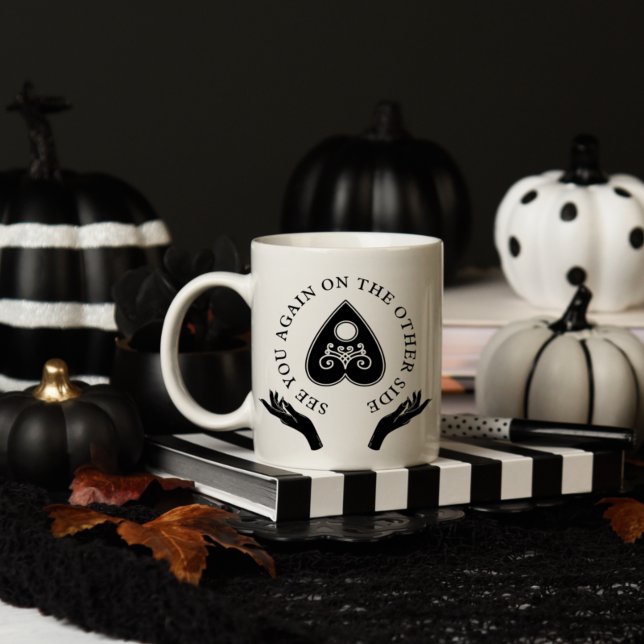 Caneca De Café Espírito Conselho do outro lado preto e branco (Criador carregado)