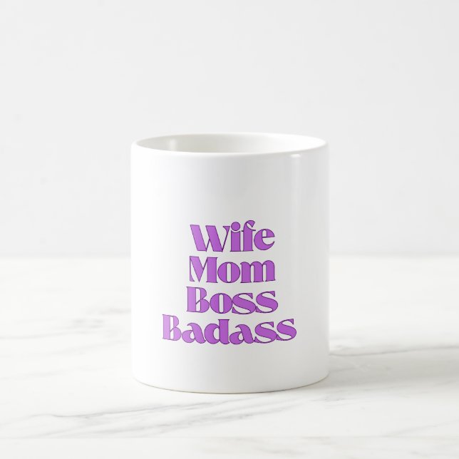 Caneca De Café Esposa Mãe Chefe Badass (Centro)