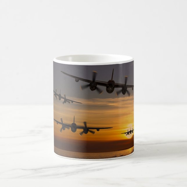 Caneca De Café Esquadrão do mosquito (Centro)