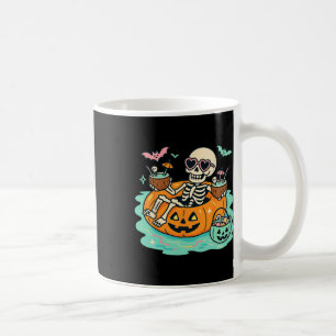Caneca De Café Esqueleto De Verão Na Piscina De Pumpkin Float Cut