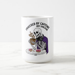Caneca De Café Esqueleto Engraçado Movido a Cafeína e Sarcasmo